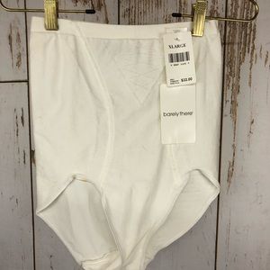 NWT Barely There Shapewear, Size XL.